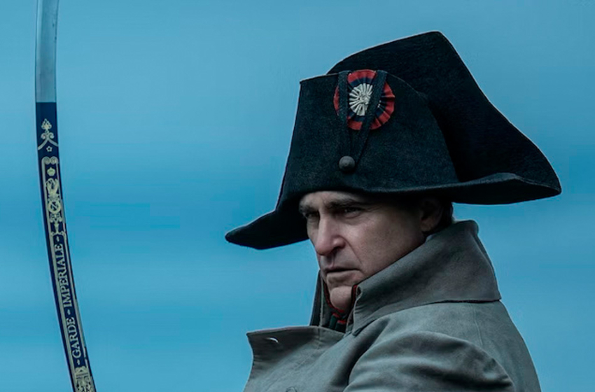  Revista Empire divulga imagens inéditas de Napoleão, novo longa estrelado por Joaquin Phoenix