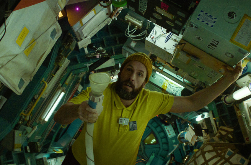  Netflix lança trailer de O Astronauta, novo filme de ficção científica estrelado por Adam Sandler